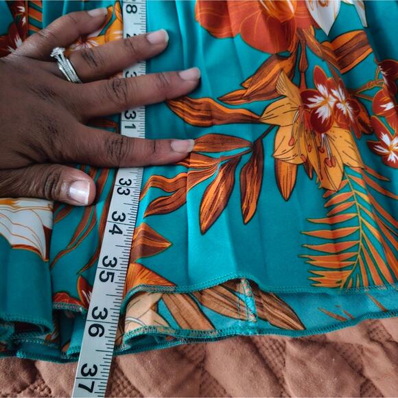 Shein Curve Floral Pleated Skirt Size 0XL Teal and Orange - Picture 3 of 5